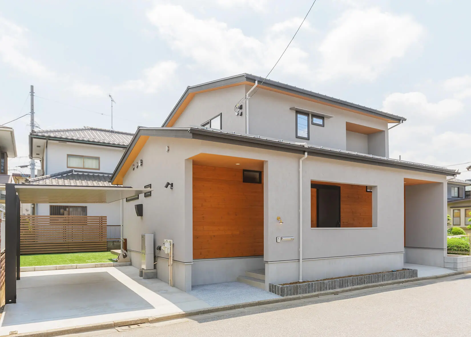 軒を伸ばし凹凸の少ないメンテナンス性能の高い住宅（千葉県野田市）