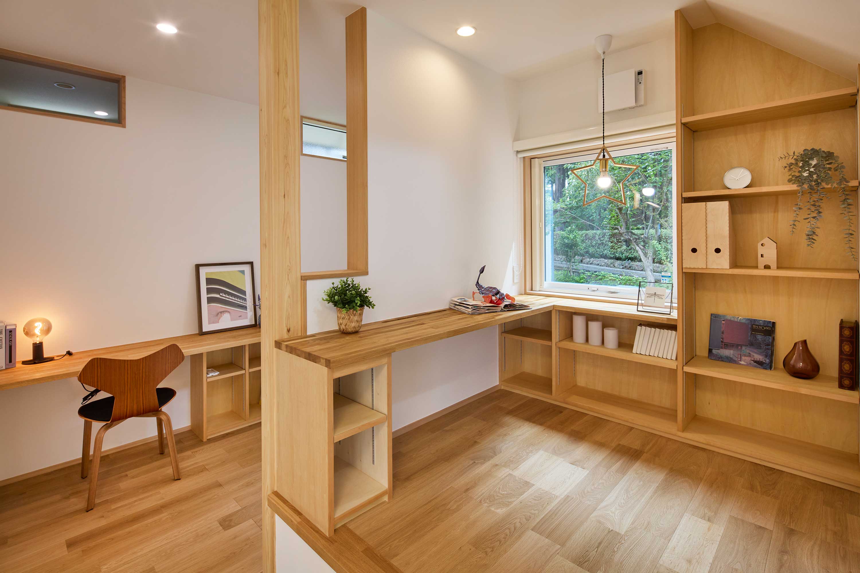 スタディーコーナーと書斎