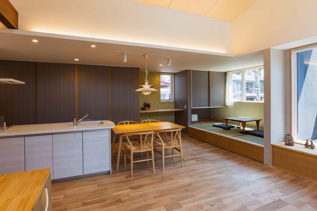 小上がりは自由度が高く機能的な空間