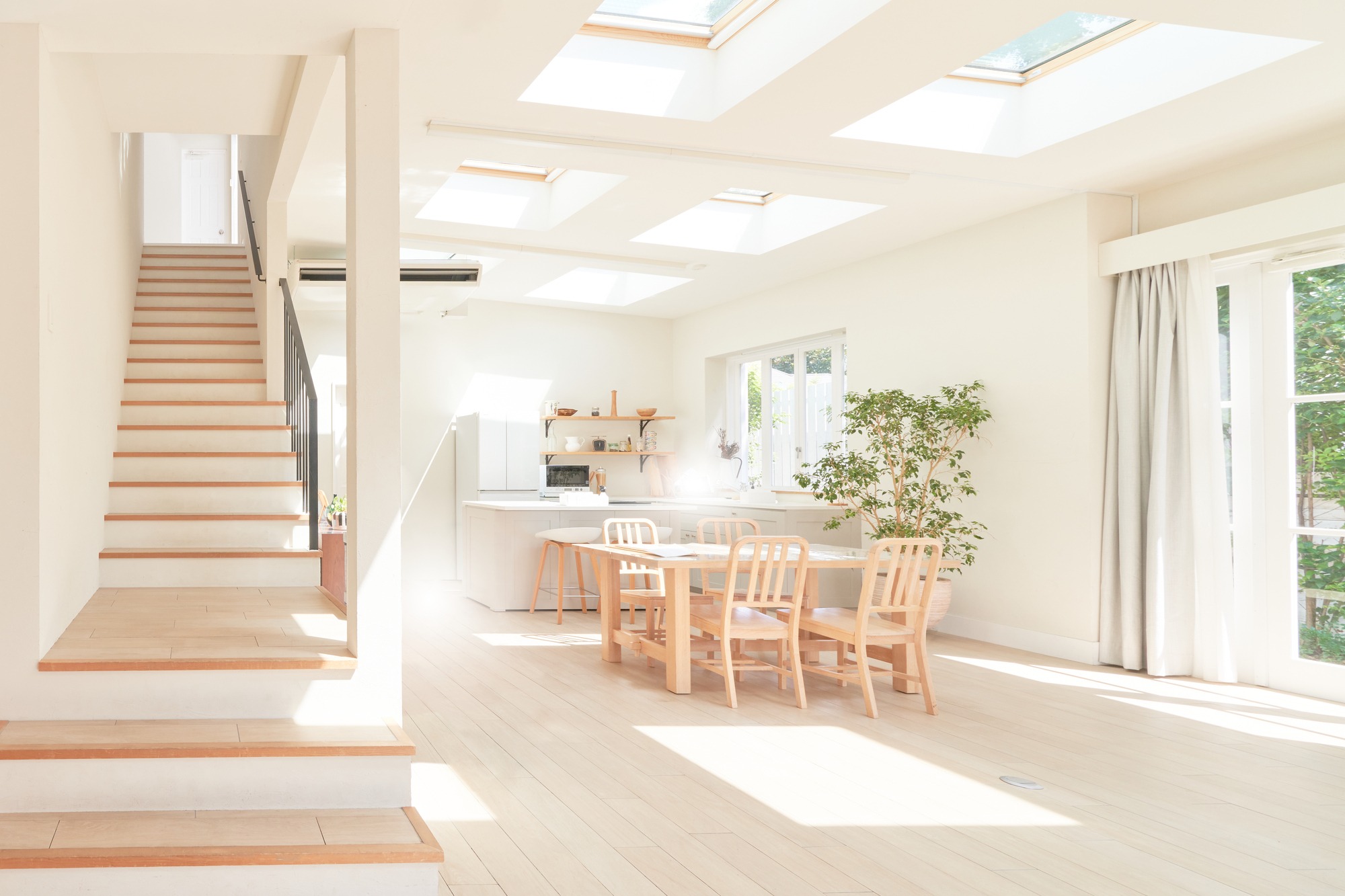 リビング階段の寒さ対策|断熱設計で変わる快適性